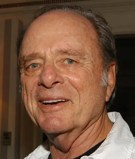 Harris Yulin