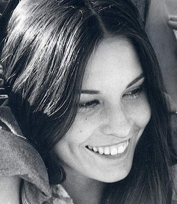 Cristina Raines