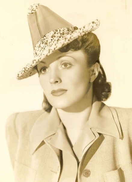 Kay Linaker